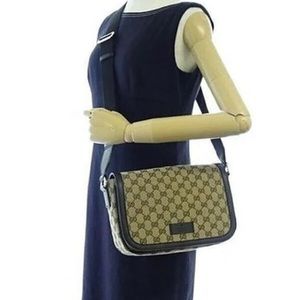 AUTHENTIC GUCCI FLAP CROSSBODY MESSENGER BAG